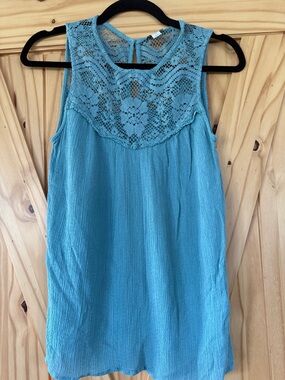 hinge Teal Crochet Yoke Sleeveless Camisole